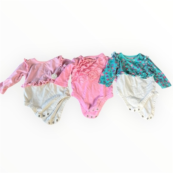 Girl’s 12 months Onesie Bundle - Picture 1 of 1